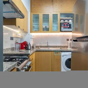  Apartment Guestready - Living Bellevue Tower