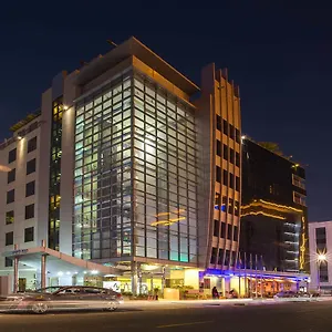 3* Aparthotel Mena Albarsha At The Mall
